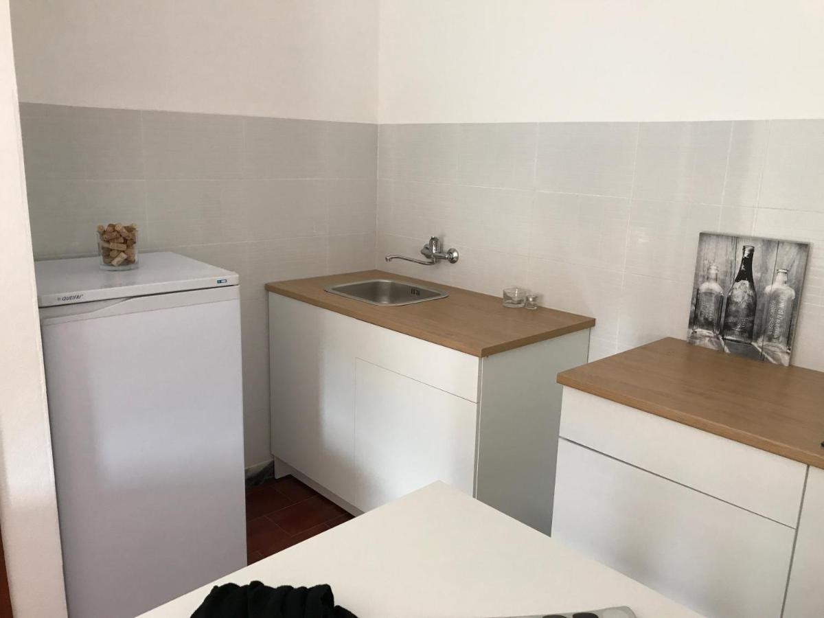 Europa Apart Bed & Breakfast Кастанейра де Пера Екстериор снимка